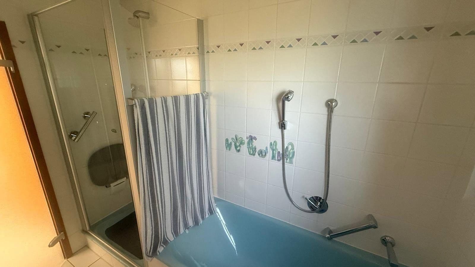 Pronájem domu 150 m², pozemek 4.000 m², Heilbronn, Bádensko-Württembersko Pronájem domu 150 m², pozemek 4.000 m², Heilbronn, Bádensko-Württembersko