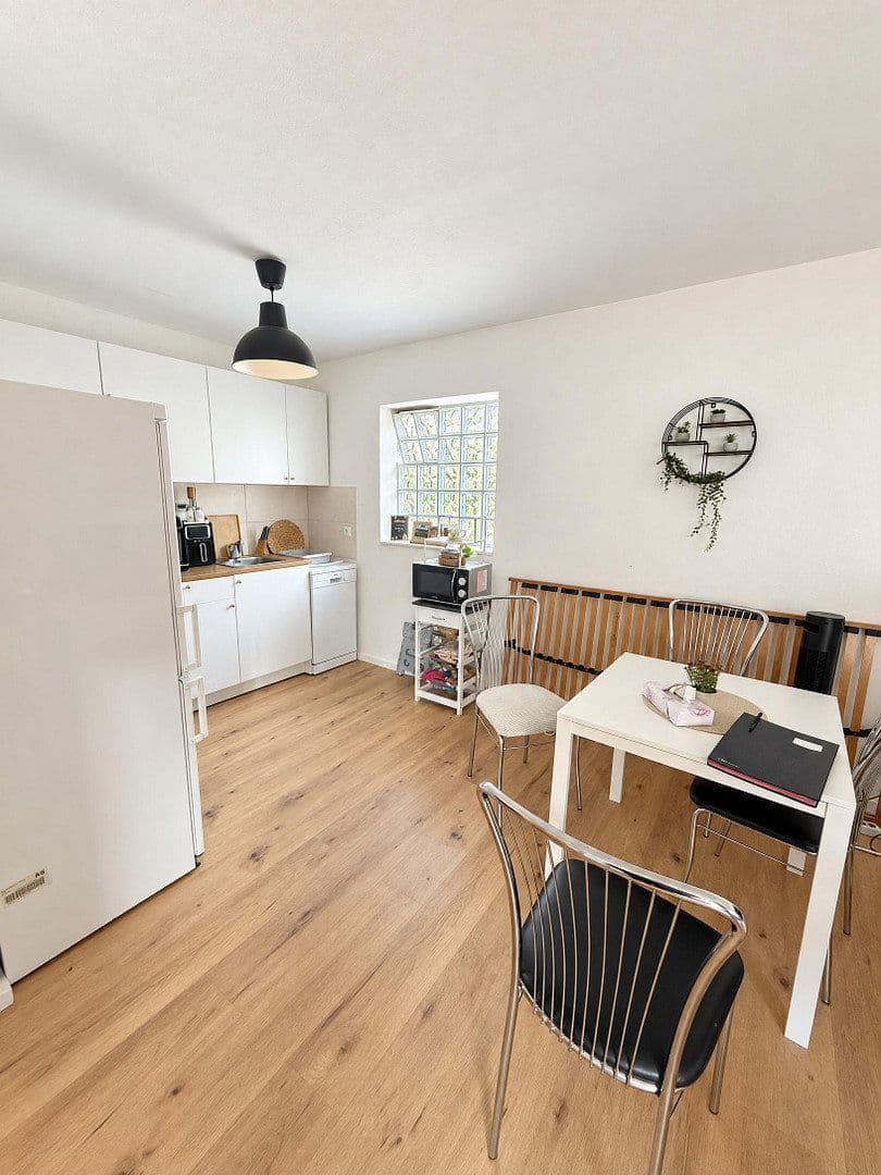 Pronájem bytu 1+1 45 m², Gießen, Hessen Pronájem bytu 1+1 45 m², Gießen, Hessen