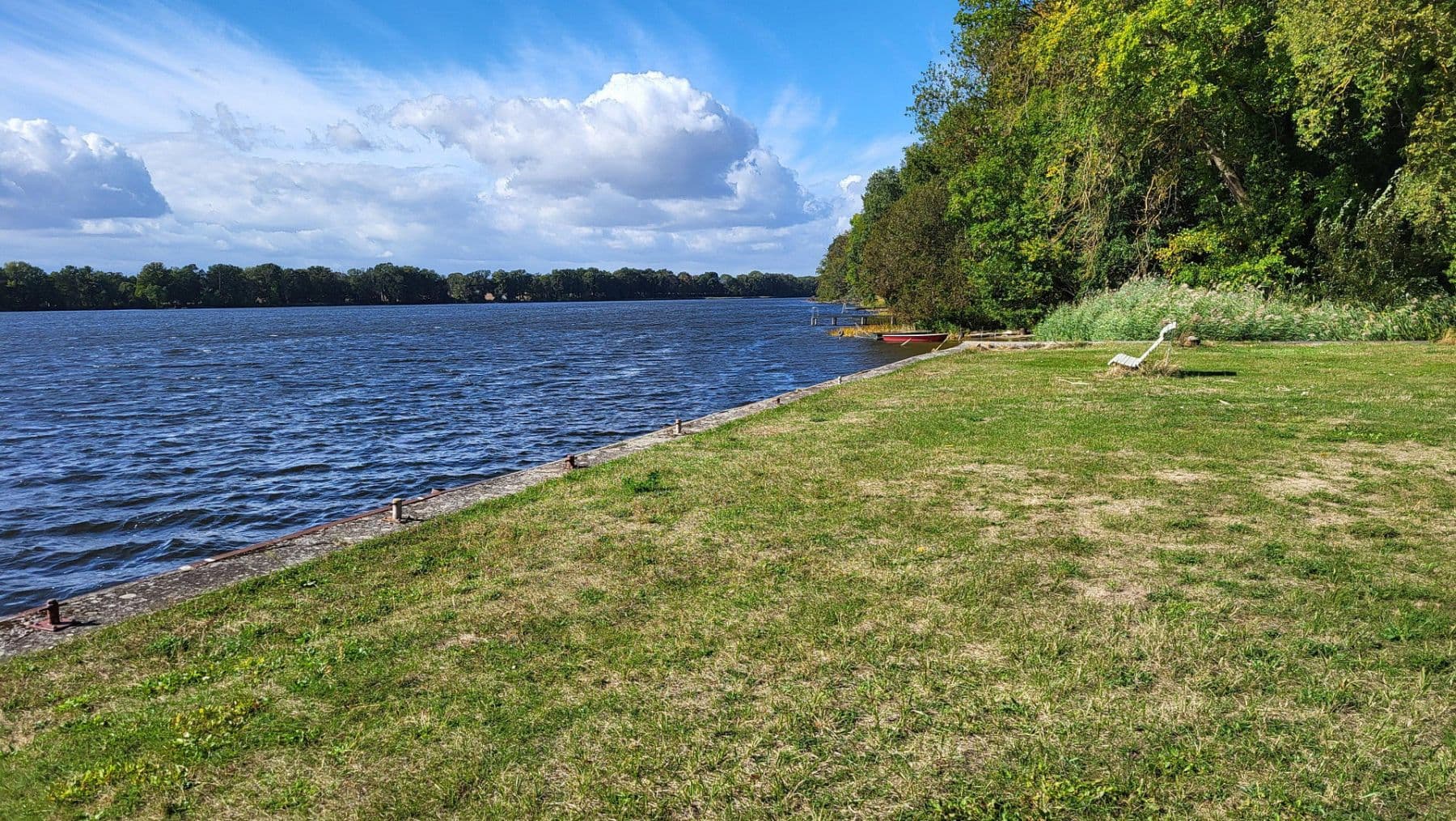 Prodej bytu 4+1 116 m², Am Alten Gutshof 3, Neuruppin, Braniborsko Prodej bytu 4+1 116 m², Am Alten Gutshof 3, Neuruppin, Braniborsko