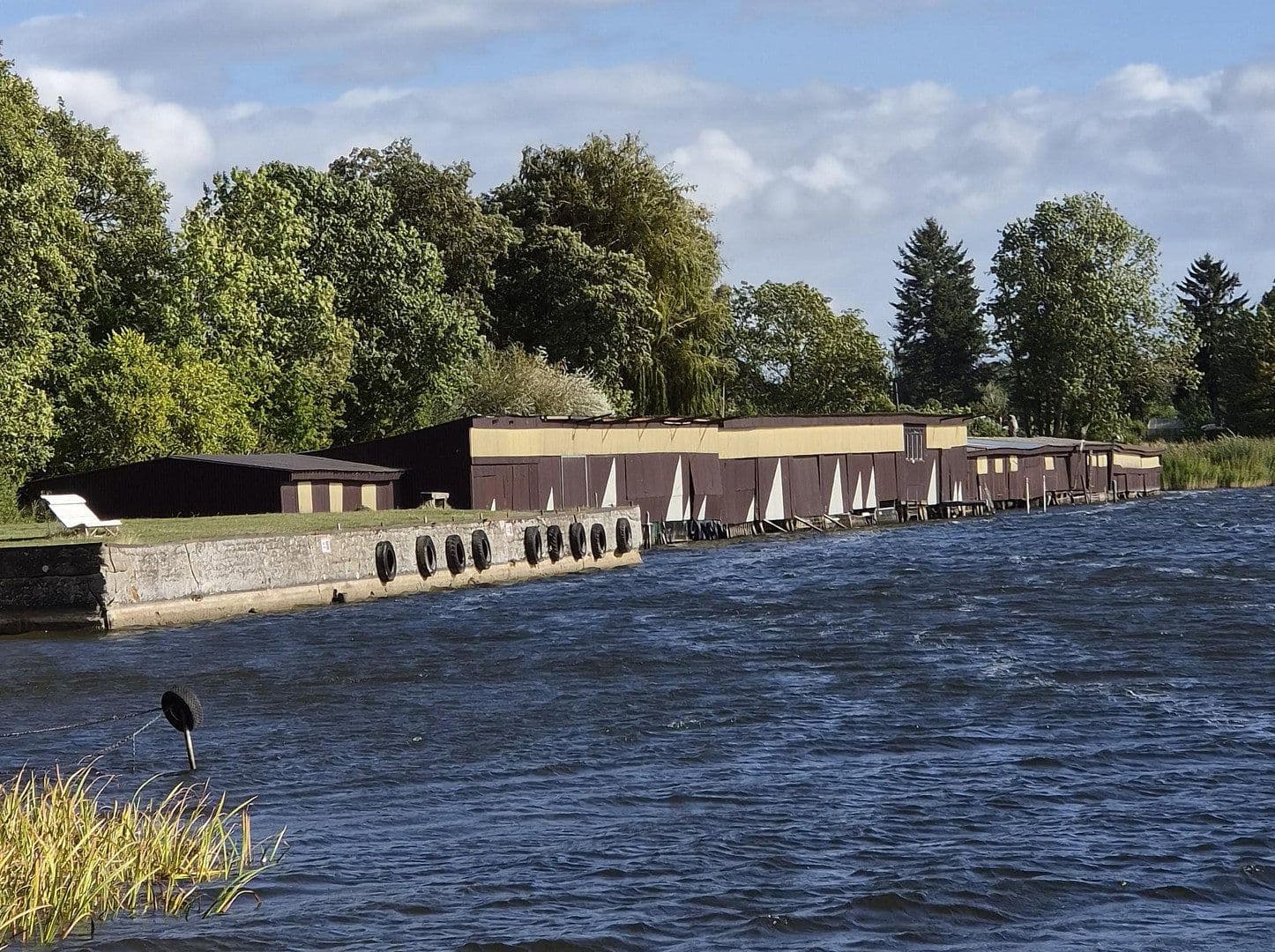 Prodej bytu 4+1 116 m², Am Alten Gutshof 3, Neuruppin, Braniborsko Prodej bytu 4+1 116 m², Am Alten Gutshof 3, Neuruppin, Braniborsko