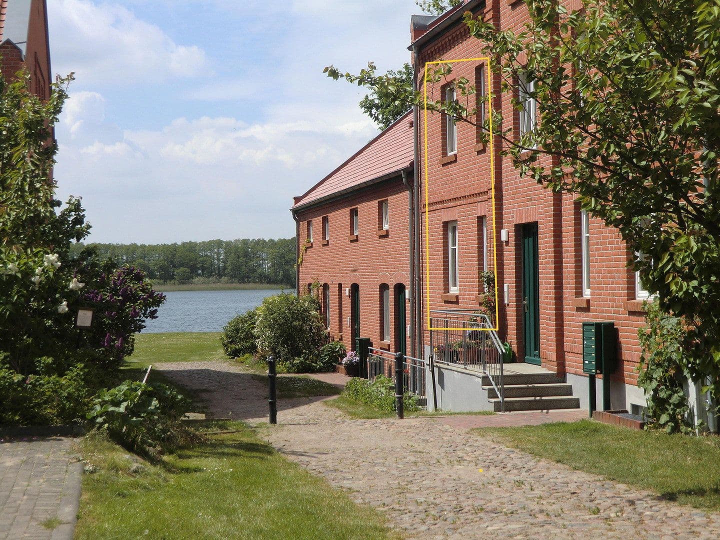 Prodej bytu 4+1 116 m², Am Alten Gutshof 3, Neuruppin, Braniborsko Prodej bytu 4+1 116 m², Am Alten Gutshof 3, Neuruppin, Braniborsko