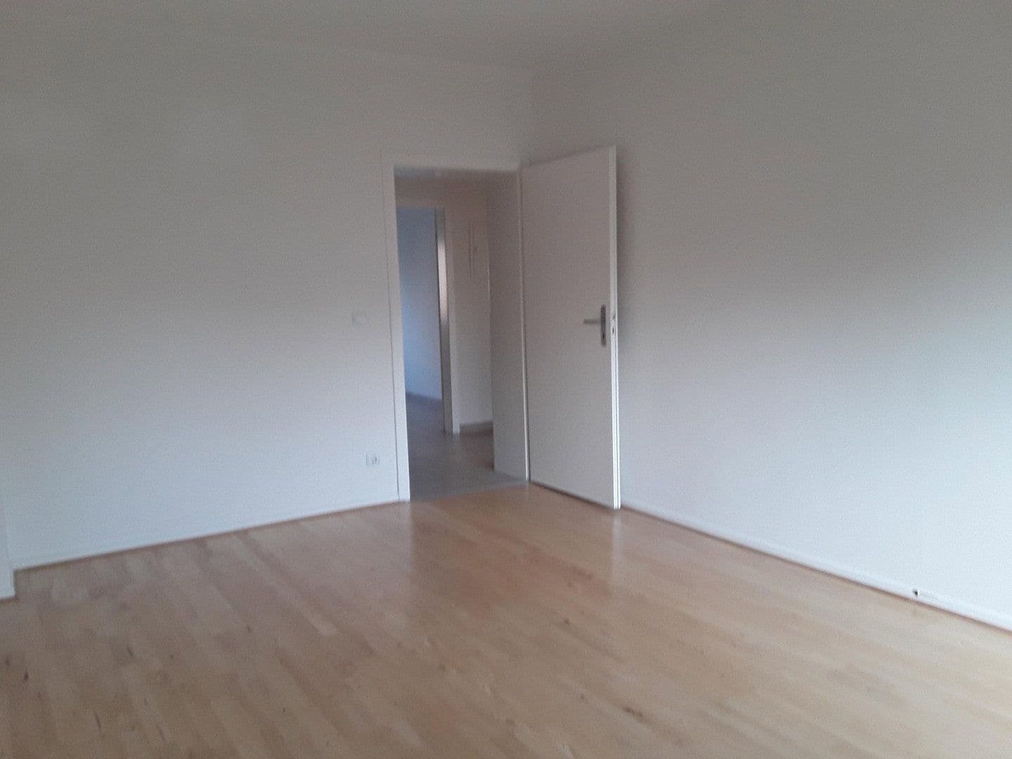 Pronájem bytu 2+kk 57 m², Grabenstr. 115, Duisburg, Severní Porýní-Vestfálsko Pronájem bytu 2+kk 57 m², Grabenstr. 115, Duisburg, Severní Porýní-Vestfálsko