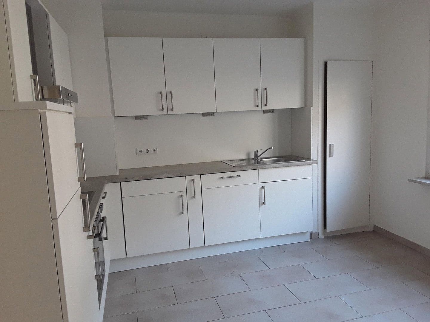 Pronájem bytu 2+kk 57 m², Grabenstr. 115, Duisburg, Severní Porýní-Vestfálsko Pronájem bytu 2+kk 57 m², Grabenstr. 115, Duisburg, Severní Porýní-Vestfálsko