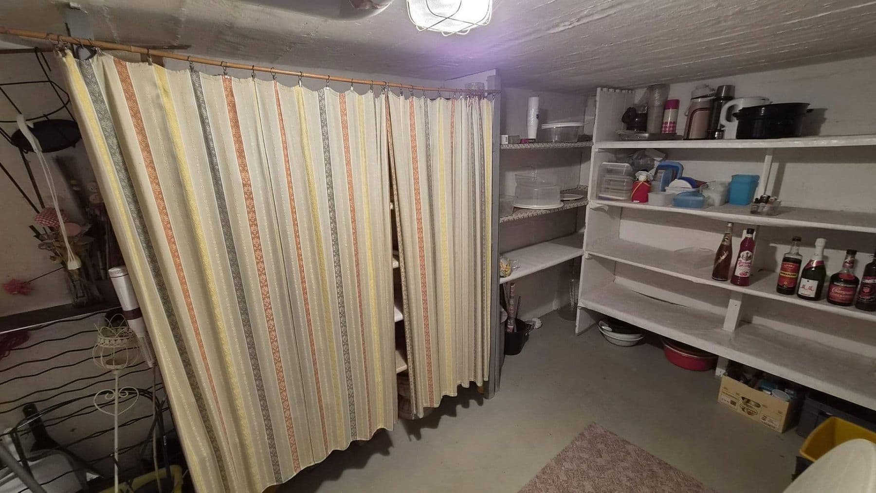 Prodej domu 78 m², pozemek 311 m², Bad Gandersheim, Dolní Sasko Prodej domu 78 m², pozemek 311 m², Bad Gandersheim, Dolní Sasko