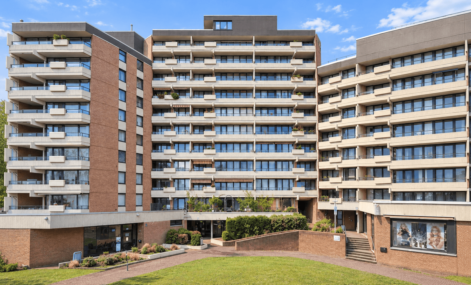 Prodej domu 329 m², Köln, Severní Porýní-Vestfálsko Prodej domu 329 m², Köln, Severní Porýní-Vestfálsko