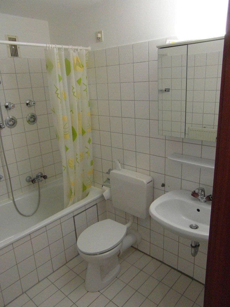 Prodej bytu 1+kk 43 m², Ulm, Bádensko-Württembersko Prodej bytu 1+kk 43 m², Ulm, Bádensko-Württembersko