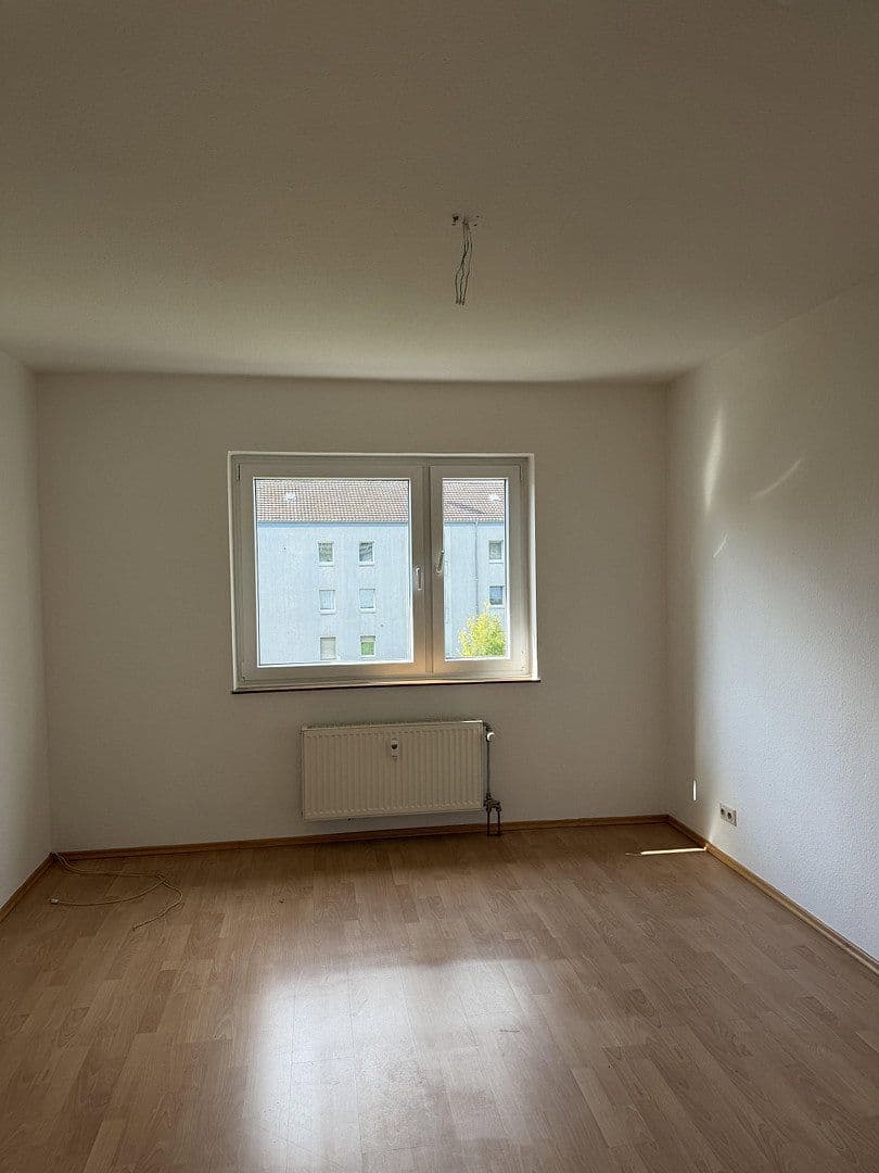 Pronájem bytu 2+1 52 m², Düsseldorf, Severní Porýní-Vestfálsko Pronájem bytu 2+1 52 m², Düsseldorf, Severní Porýní-Vestfálsko
