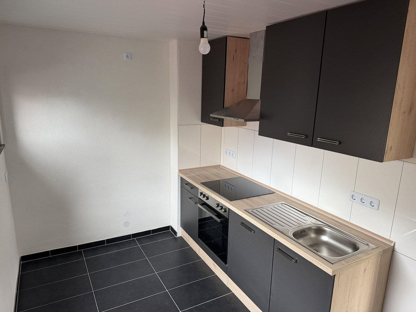 Pronájem bytu 3+kk 85 m², Haigerseelbacher Str. 18, Haiger, Hessen Pronájem bytu 3+kk 85 m², Haigerseelbacher Str. 18, Haiger, Hessen