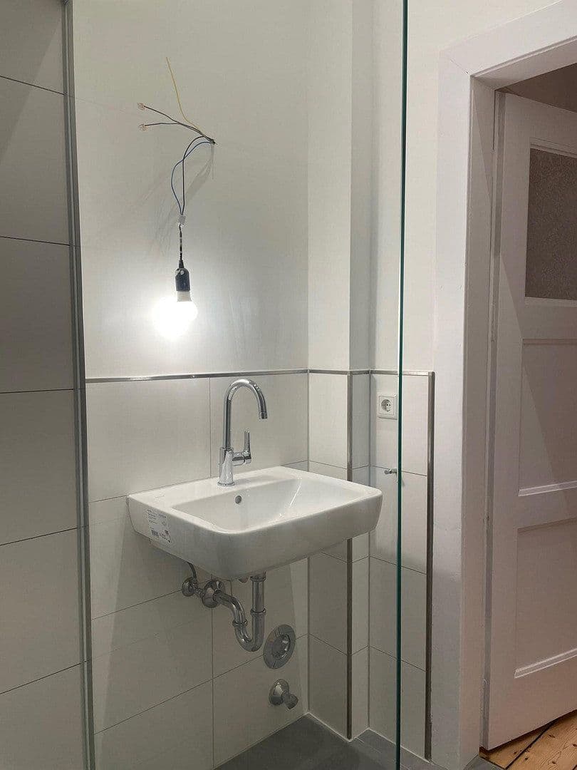 Pronájem bytu 3+1 86 m², Kreuzbergstraße 20, Düsseldorf, Severní Porýní-Vestfálsko Pronájem bytu 3+1 86 m², Kreuzbergstraße 20, Düsseldorf, Severní Porýní-Vestfálsko