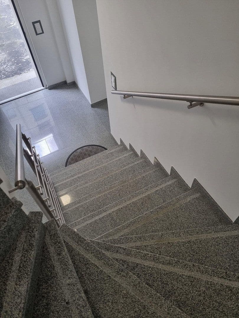Pronájem bytu 2+1 30 m², Wuppertal, Severní Porýní-Vestfálsko Pronájem bytu 2+1 30 m², Wuppertal, Severní Porýní-Vestfálsko