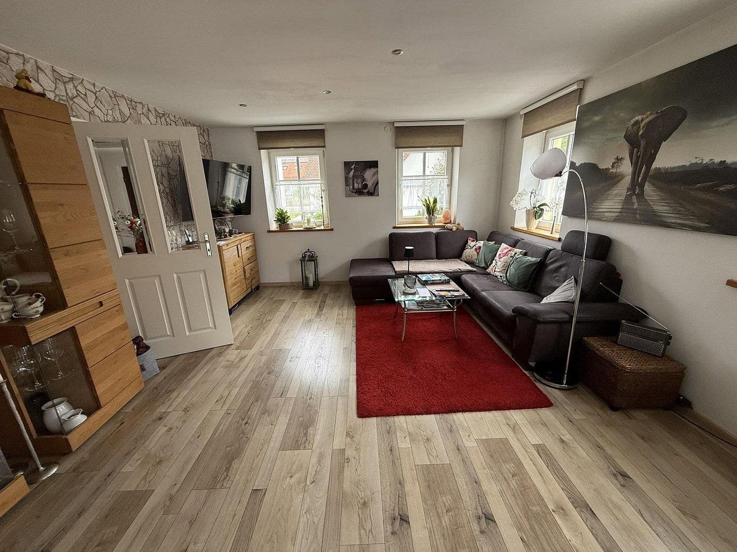 Prodej domu 285 m², pozemek 1.700 m², Langenneufnach, Bavorsko Prodej domu 285 m², pozemek 1.700 m², Langenneufnach, Bavorsko