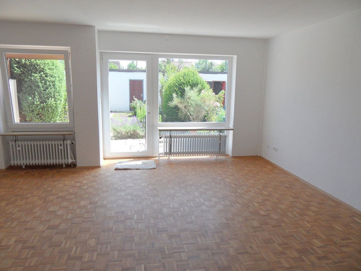 Prodej domu 100 m², pozemek 220 m², Germering, Bavorsko Prodej domu 100 m², pozemek 220 m², Germering, Bavorsko