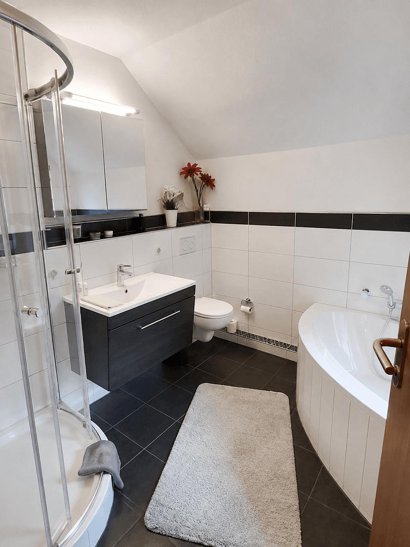 Prodej domu 130 m², pozemek 155 m², Hannover, Dolní Sasko Prodej domu 130 m², pozemek 155 m², Hannover, Dolní Sasko