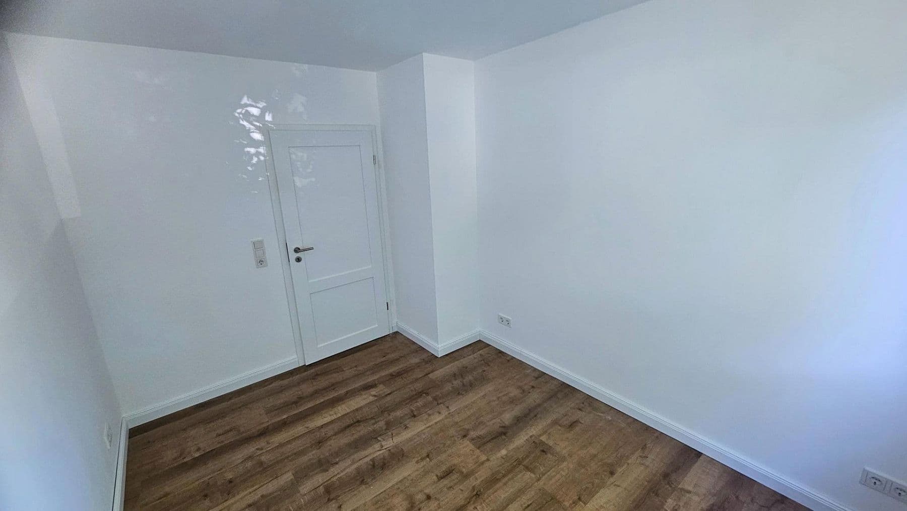 Pronájem bytu 4+1 120 m², Bremen, Bremen Pronájem bytu 4+1 120 m², Bremen, Bremen