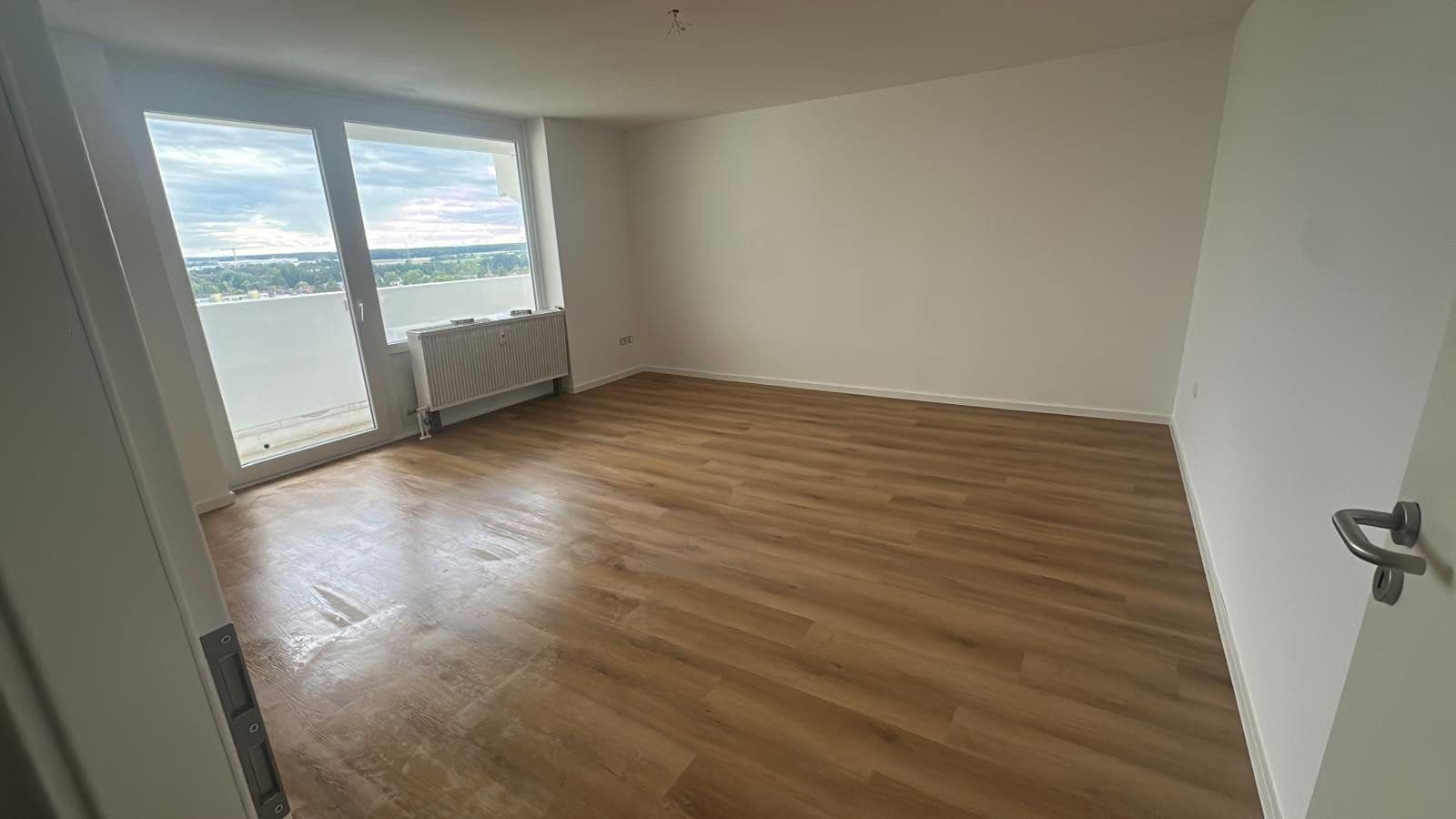 Prodej bytu 2+1 61 m², Am Europakanal 36, Erlangen, Bavorsko Prodej bytu 2+1 61 m², Am Europakanal 36, Erlangen, Bavorsko