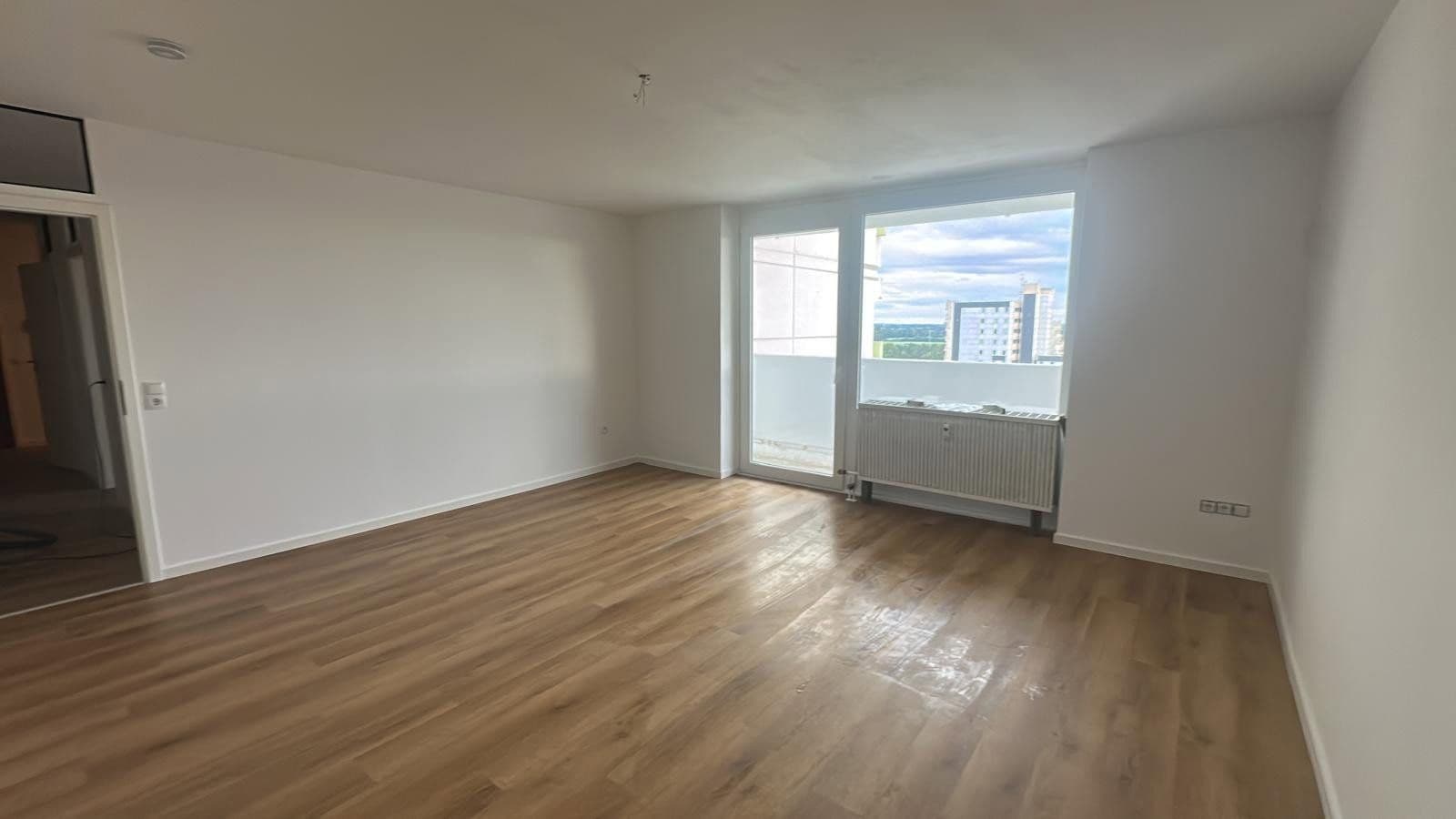 Prodej bytu 2+1 61 m², Am Europakanal 36, Erlangen, Bavorsko Prodej bytu 2+1 61 m², Am Europakanal 36, Erlangen, Bavorsko