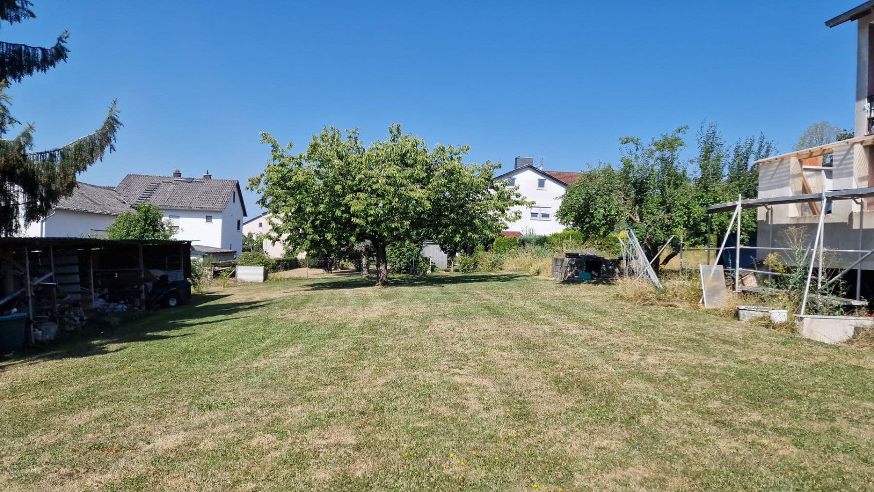 Prodej domu 316 m², pozemek 1.335 m², Aßlar, Hessen Prodej domu 316 m², pozemek 1.335 m², Aßlar, Hessen