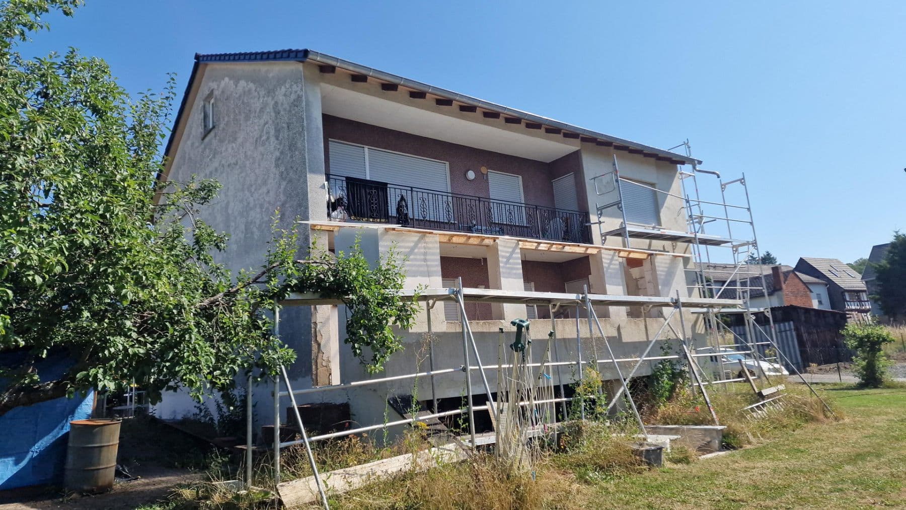 Prodej domu 316 m², pozemek 1.335 m², Aßlar, Hessen Prodej domu 316 m², pozemek 1.335 m², Aßlar, Hessen