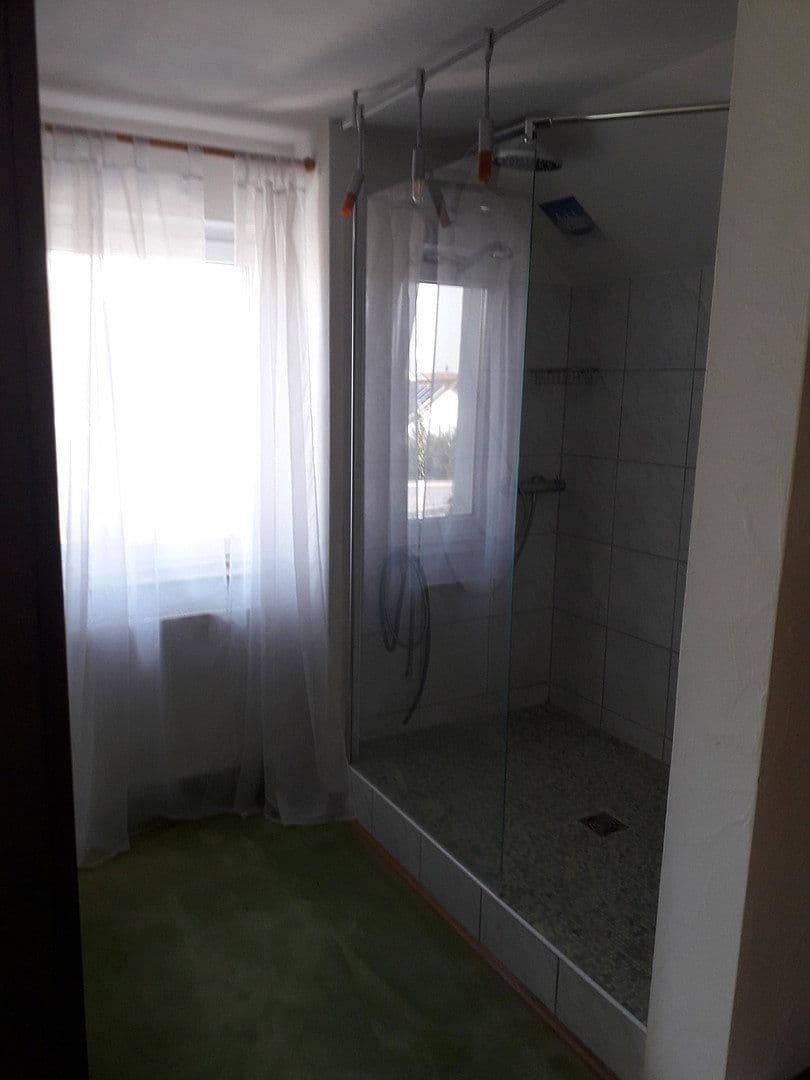 Pronájem bytu 2+1 85 m², Weiterstadt, Hessen Pronájem bytu 2+1 85 m², Weiterstadt, Hessen