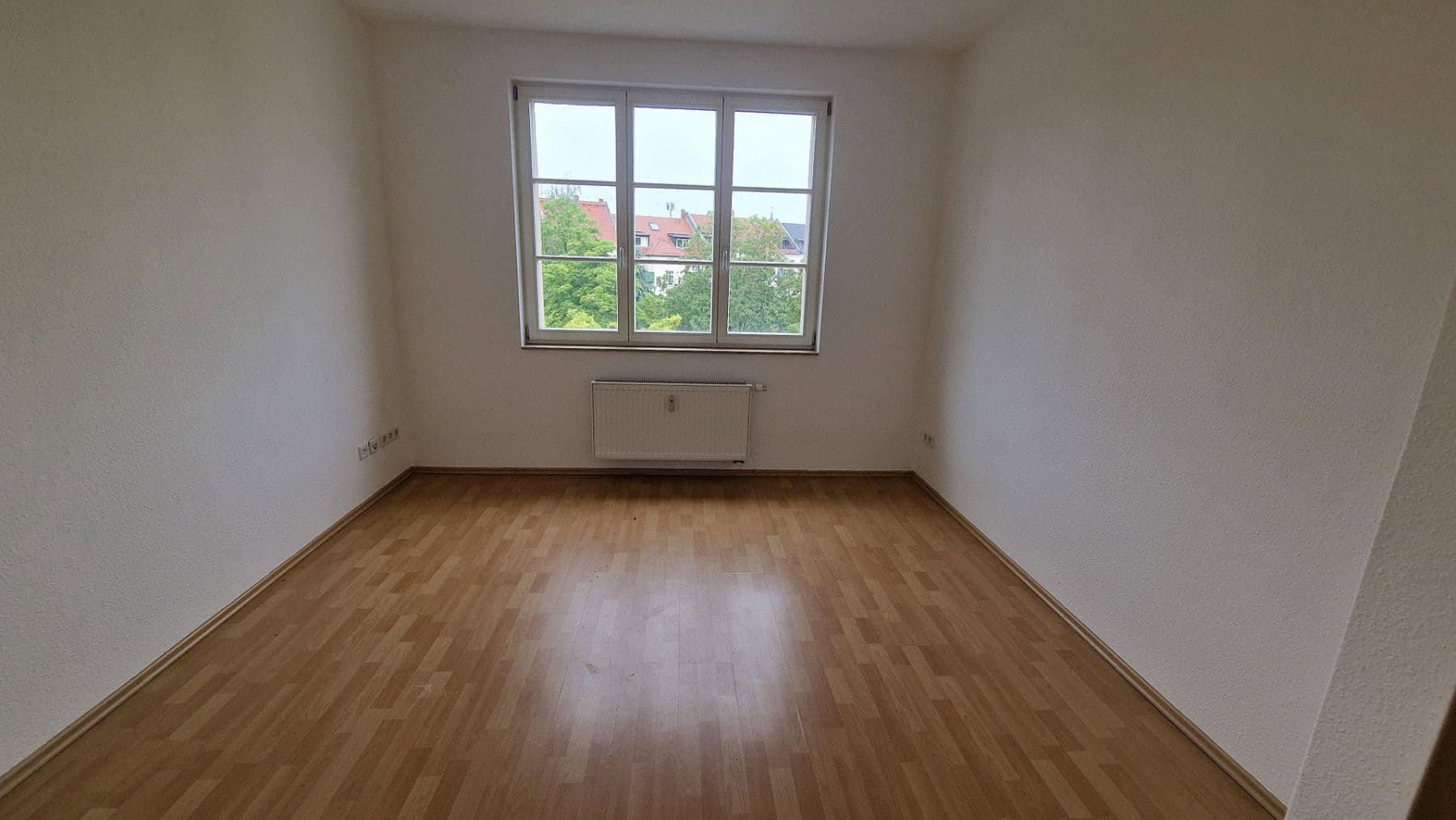 Prodej bytu 3+1 56 m², Holzhäuser Straße 66, Leipzig, Sasko Prodej bytu 3+1 56 m², Holzhäuser Straße 66, Leipzig, Sasko