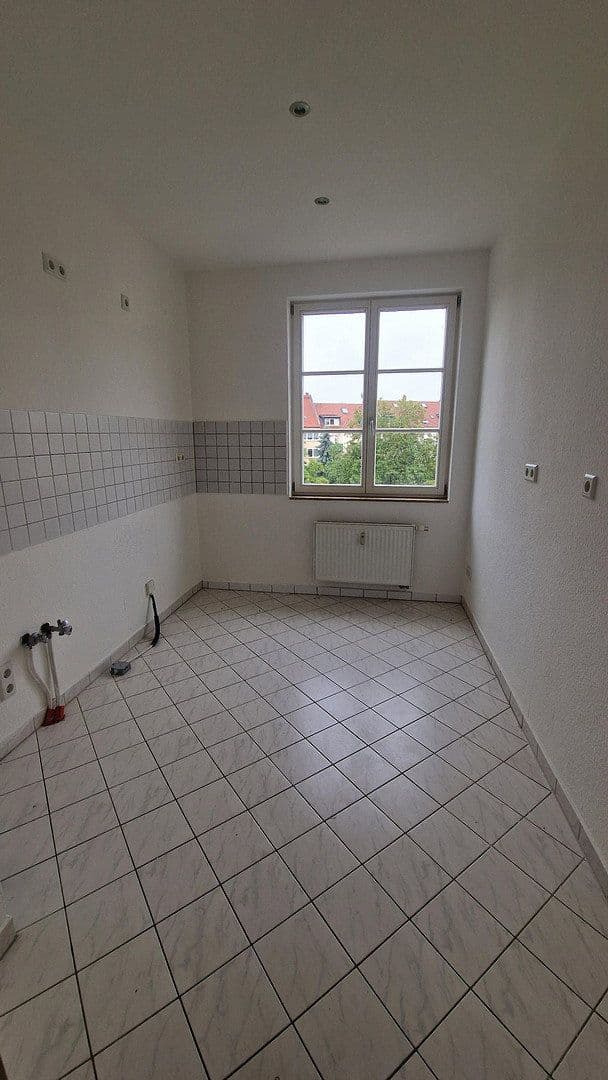 Prodej bytu 3+1 56 m², Holzhäuser Straße 66, Leipzig, Sasko Prodej bytu 3+1 56 m², Holzhäuser Straße 66, Leipzig, Sasko