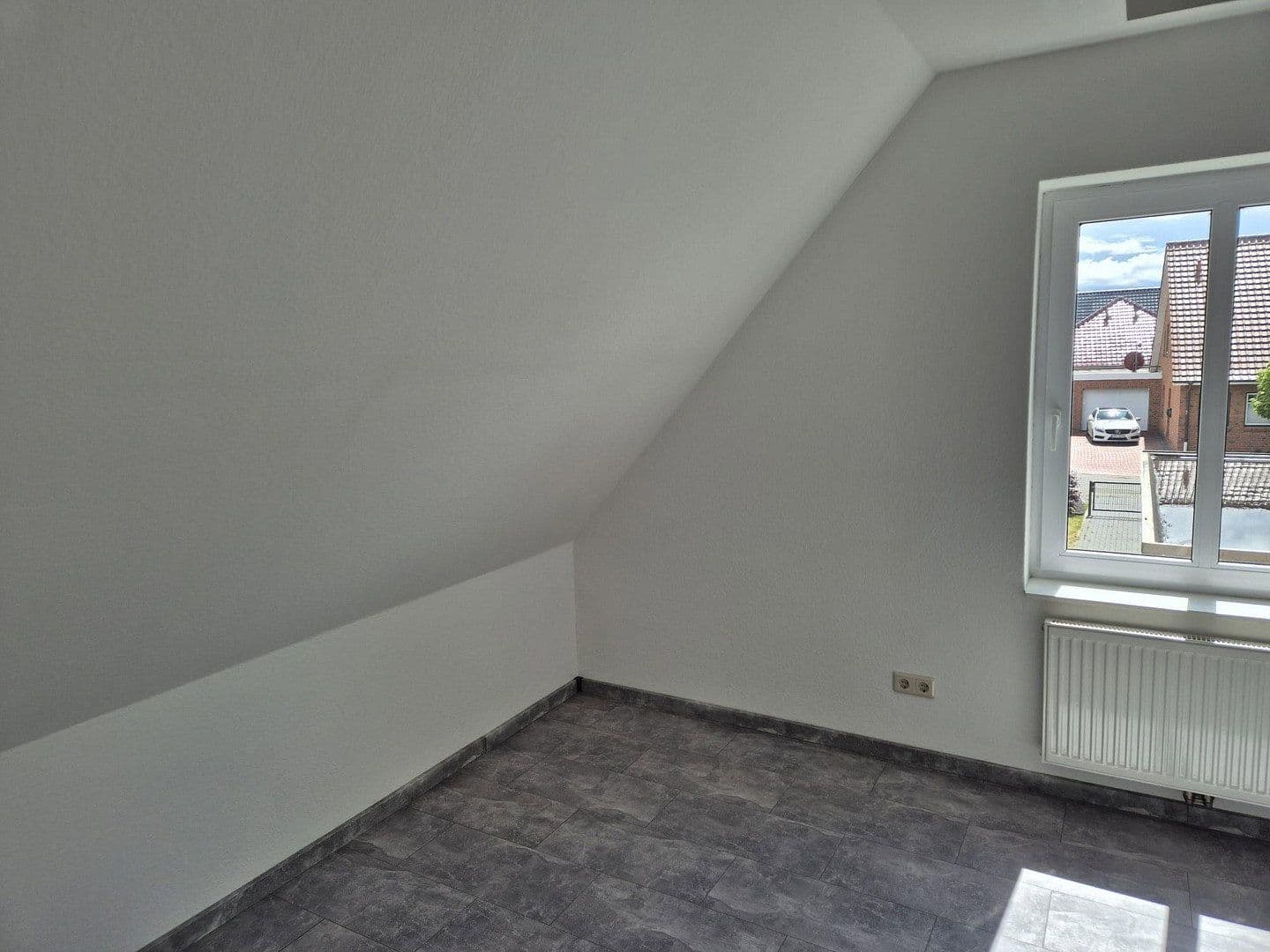 Prodej domu 128 m², pozemek 635 m², Lieder Str. 5, Jemgum, Dolní Sasko Prodej domu 128 m², pozemek 635 m², Lieder Str. 5, Jemgum, Dolní Sasko