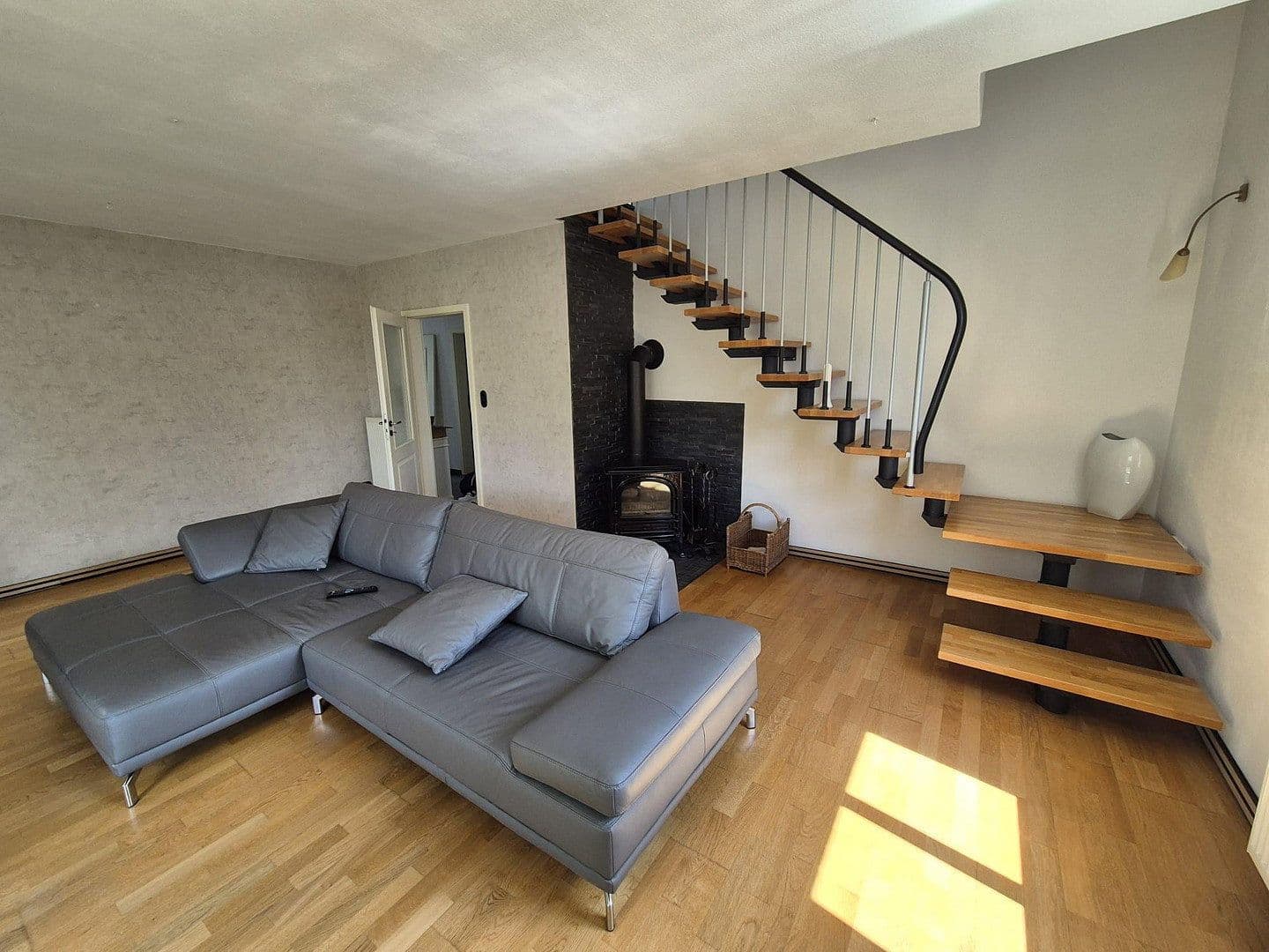 Prodej domu 128 m², pozemek 635 m², Lieder Str. 5, Jemgum, Dolní Sasko Prodej domu 128 m², pozemek 635 m², Lieder Str. 5, Jemgum, Dolní Sasko