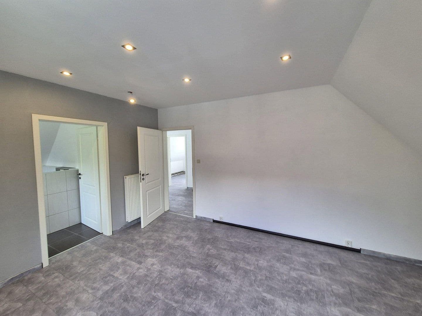 Prodej domu 128 m², pozemek 635 m², Lieder Str. 5, Jemgum, Dolní Sasko Prodej domu 128 m², pozemek 635 m², Lieder Str. 5, Jemgum, Dolní Sasko
