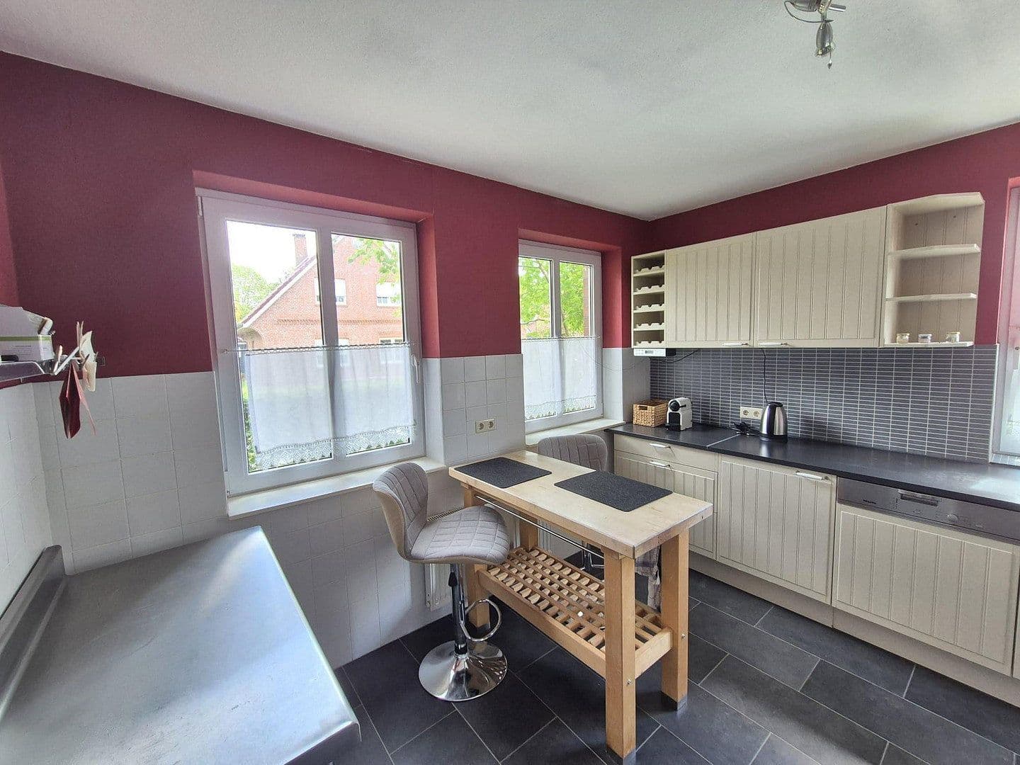Prodej domu 128 m², pozemek 635 m², Lieder Str. 5, Jemgum, Dolní Sasko Prodej domu 128 m², pozemek 635 m², Lieder Str. 5, Jemgum, Dolní Sasko