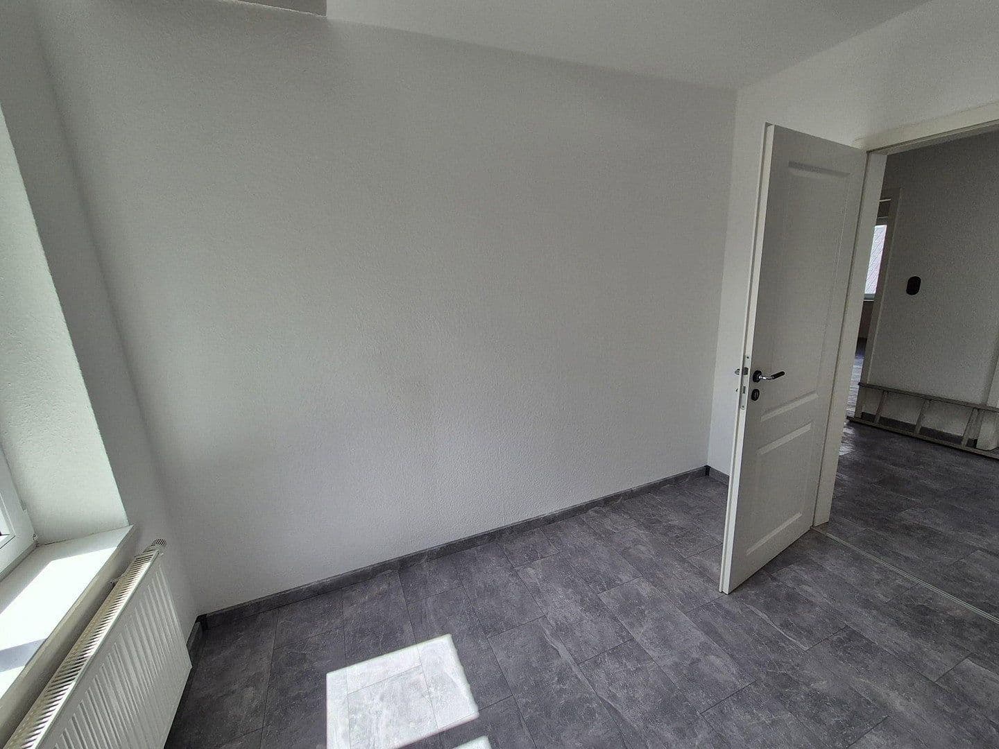 Prodej domu 128 m², pozemek 635 m², Lieder Str. 5, Jemgum, Dolní Sasko Prodej domu 128 m², pozemek 635 m², Lieder Str. 5, Jemgum, Dolní Sasko