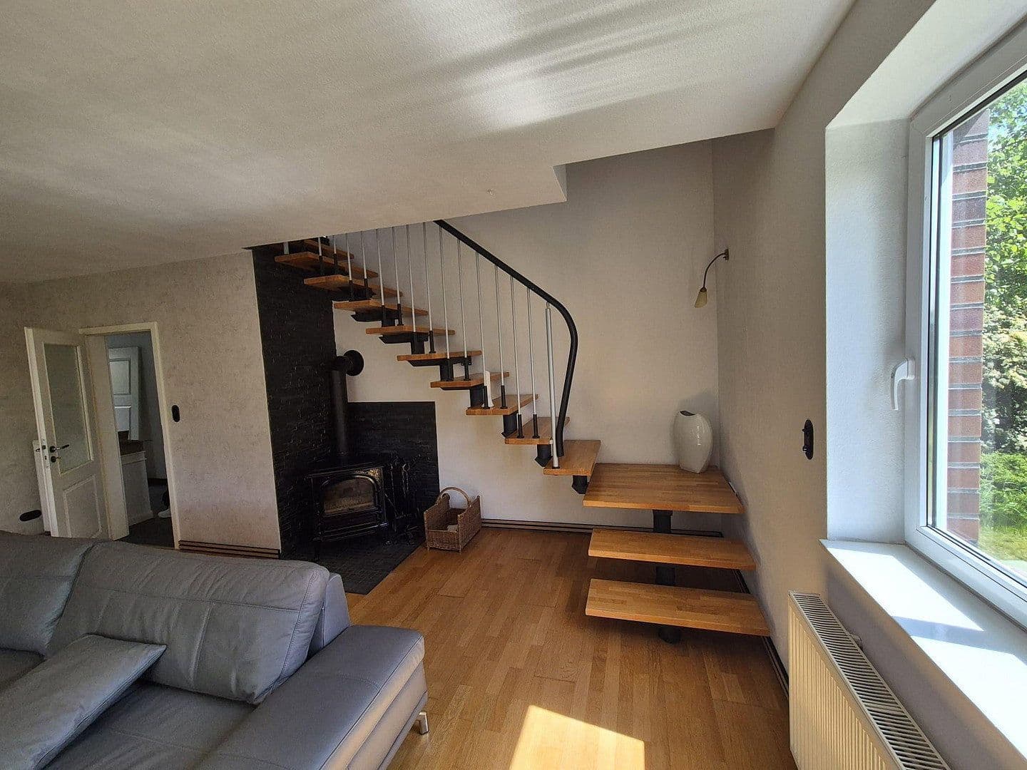 Prodej domu 128 m², pozemek 635 m², Lieder Str. 5, Jemgum, Dolní Sasko Prodej domu 128 m², pozemek 635 m², Lieder Str. 5, Jemgum, Dolní Sasko