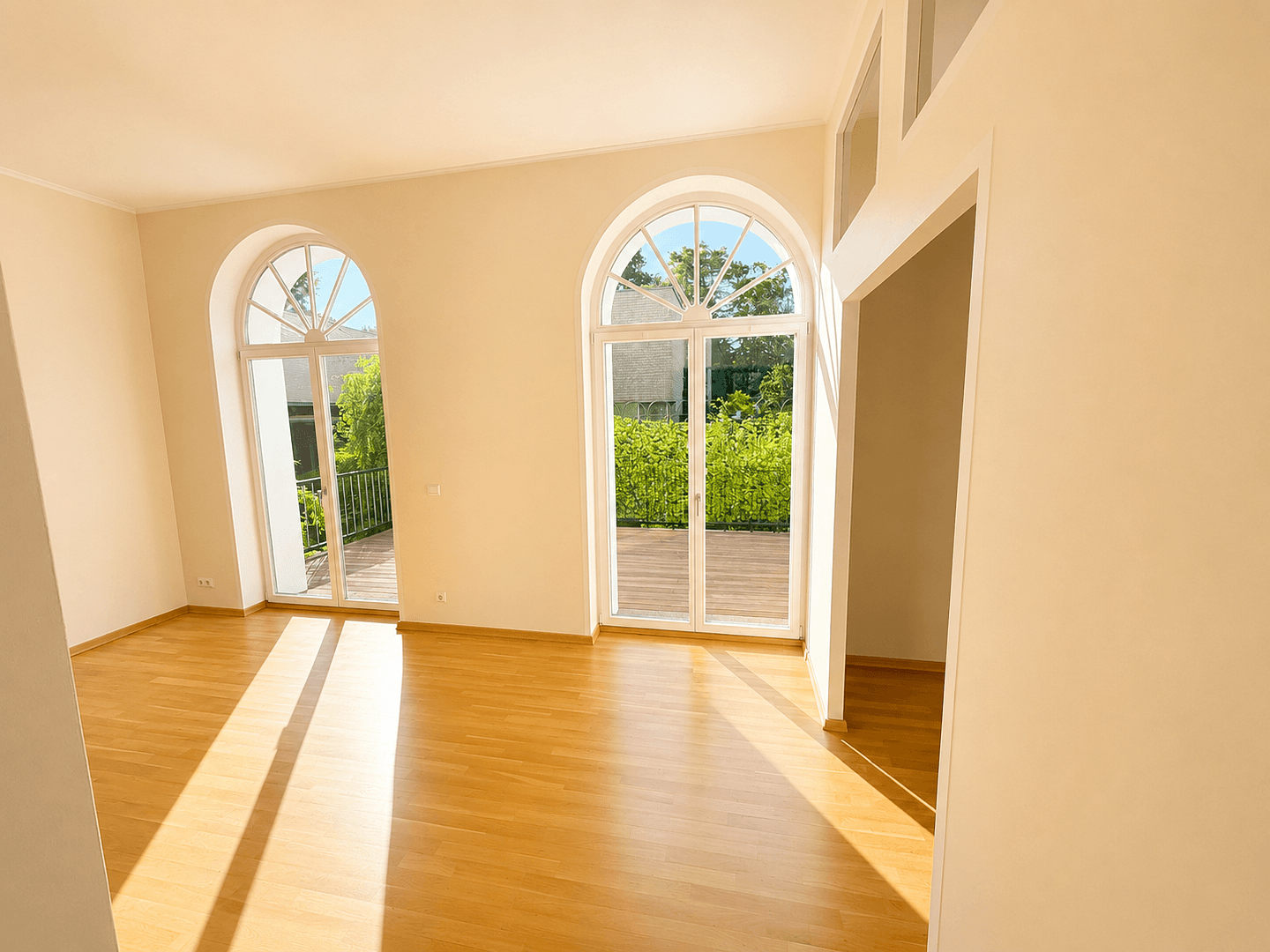 Prodej bytu 6+1 224 m², Berlin, Berlín Prodej bytu 6+1 224 m², Berlin, Berlín
