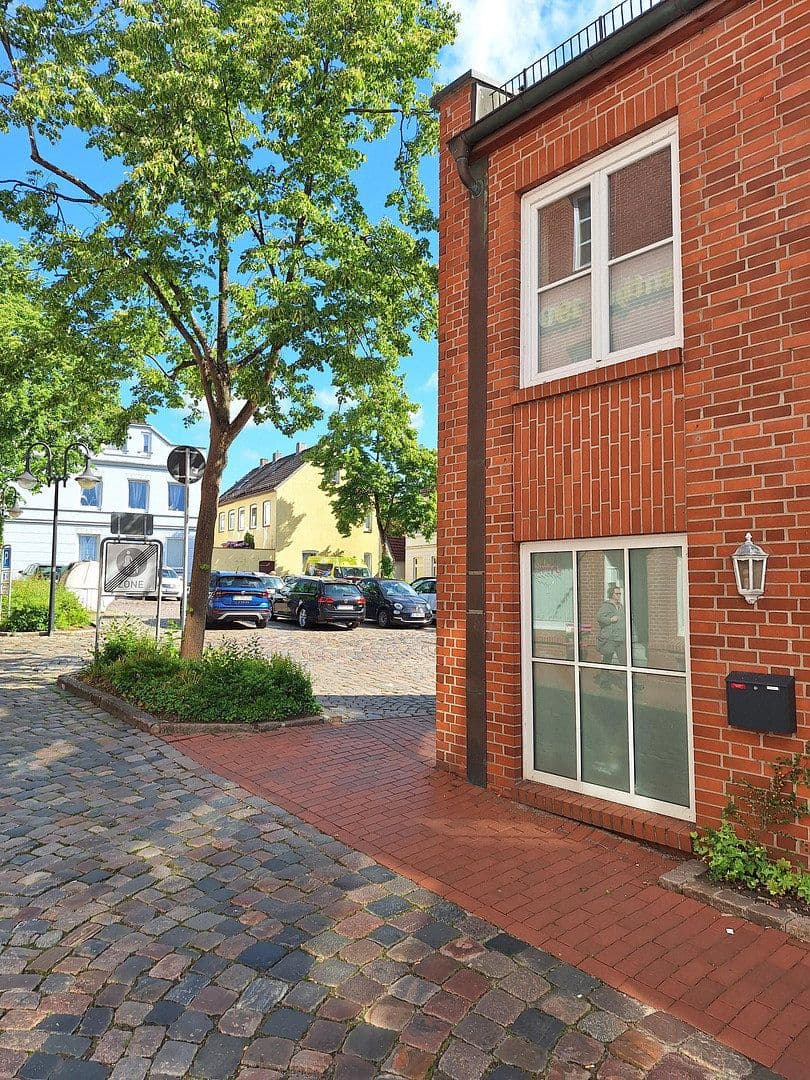 Prodej domu 263 m², pozemek 126 m², Michaelisstr.2, Šlesvik, Šlesvicko-Holštýnsko Prodej domu 263 m², pozemek 126 m², Michaelisstr.2, Šlesvik, Šlesvicko-Holštýnsko