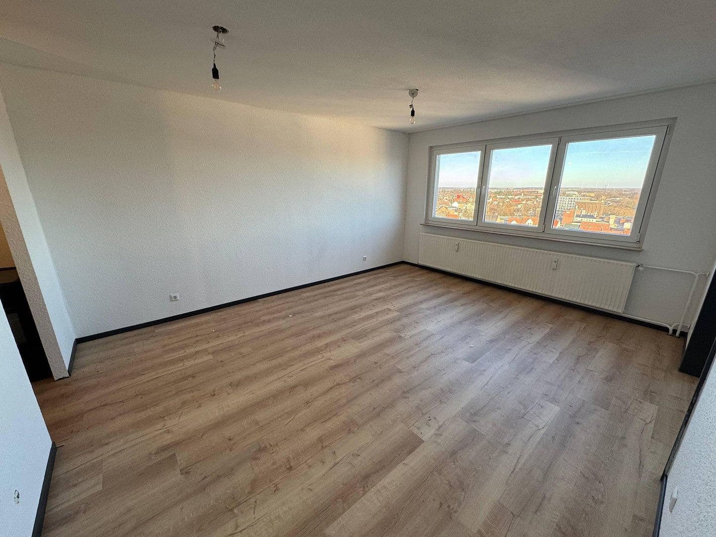 Pronájem bytu 1+kk 40 m², Lindenstr. 27, Peine, Dolní Sasko Pronájem bytu 1+kk 40 m², Lindenstr. 27, Peine, Dolní Sasko