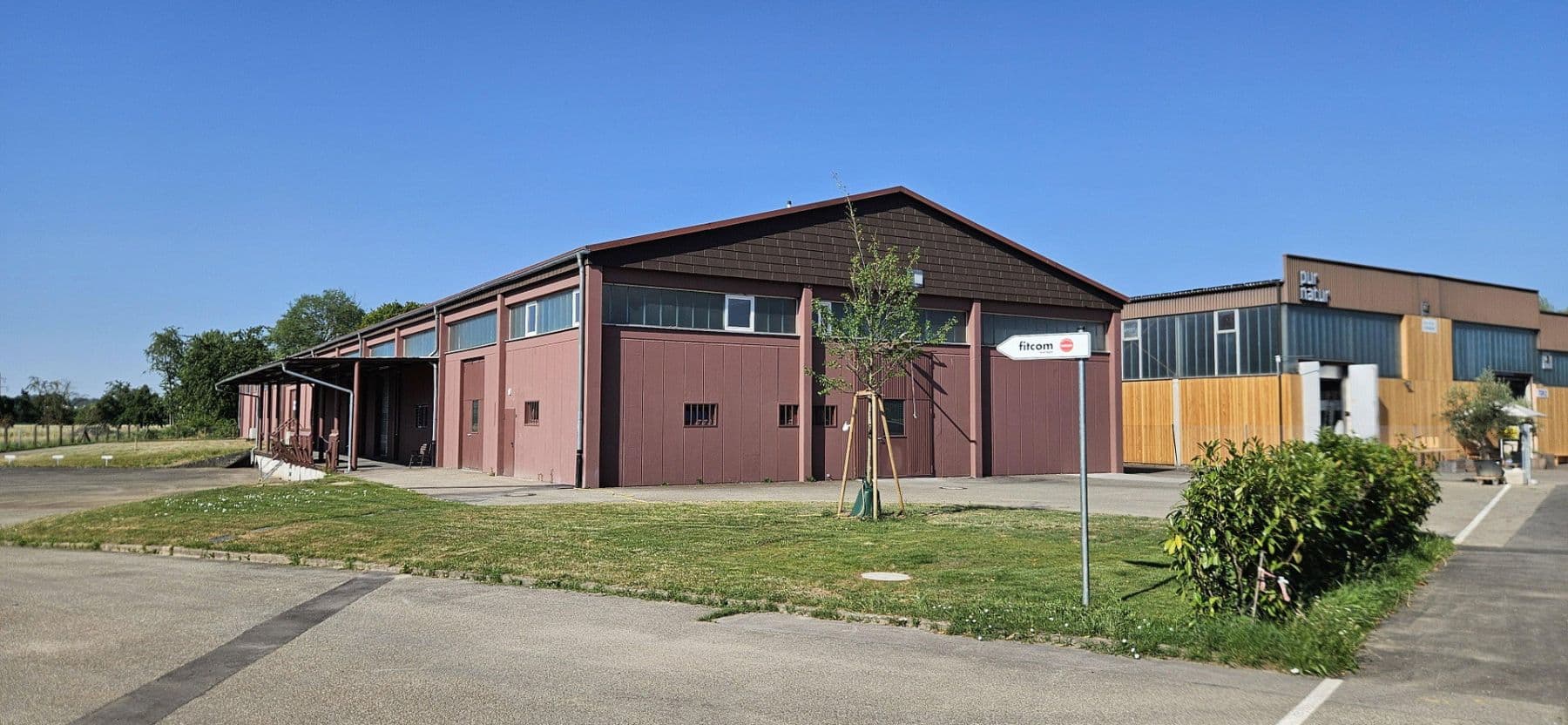 Pronájem nebytového prostoru 435 m², Hohberg, Bádensko-Württembersko Pronájem nebytového prostoru 435 m², Hohberg, Bádensko-Württembersko