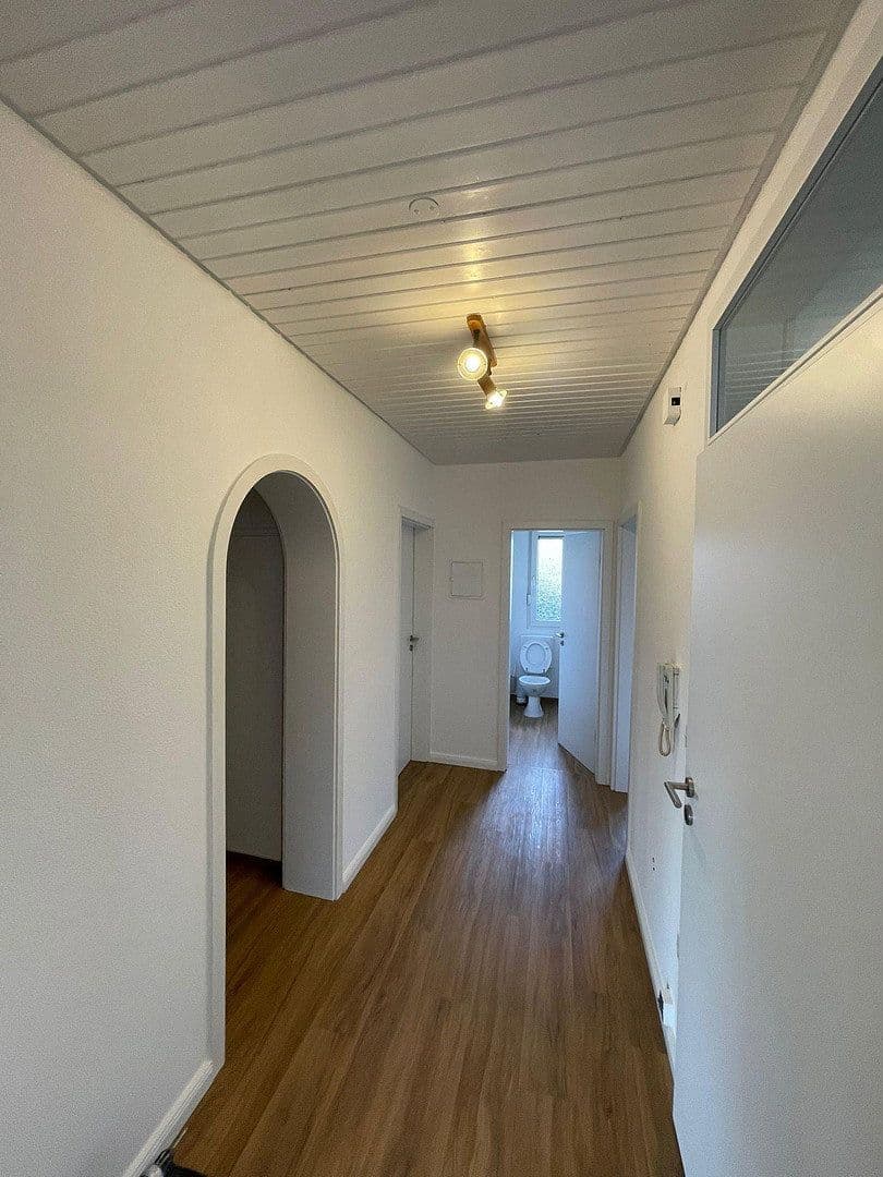 Pronájem bytu 4+1 108 m², Friedrichshafen, Bádensko-Württembersko Pronájem bytu 4+1 108 m², Friedrichshafen, Bádensko-Württembersko
