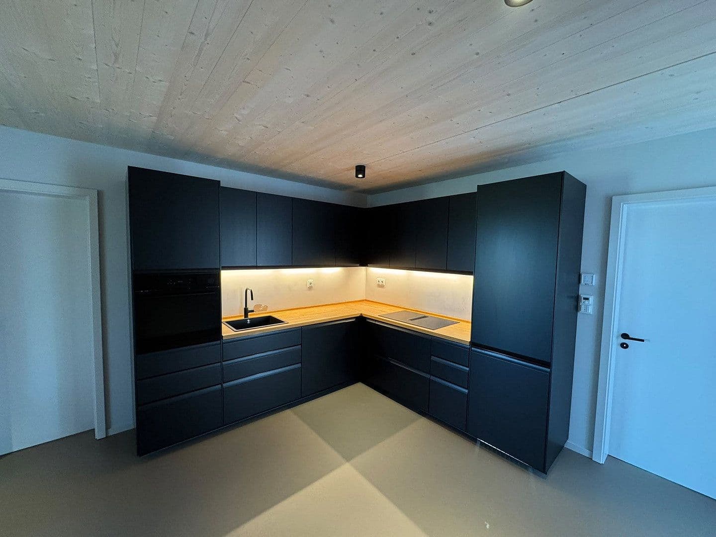 Pronájem bytu 2+1 56 m², Feldbergblick 26, Waldems, Hessen Pronájem bytu 2+1 56 m², Feldbergblick 26, Waldems, Hessen