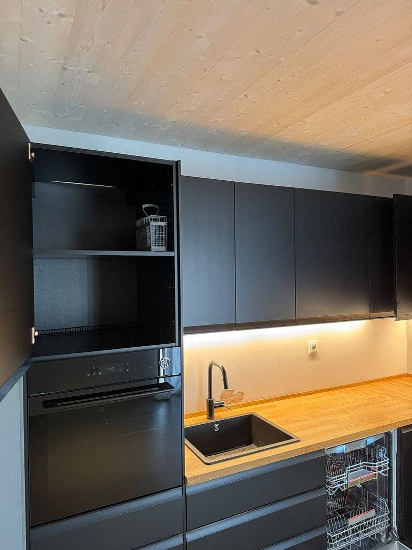 Pronájem bytu 2+1 56 m², Feldbergblick 26, Waldems, Hessen Pronájem bytu 2+1 56 m², Feldbergblick 26, Waldems, Hessen