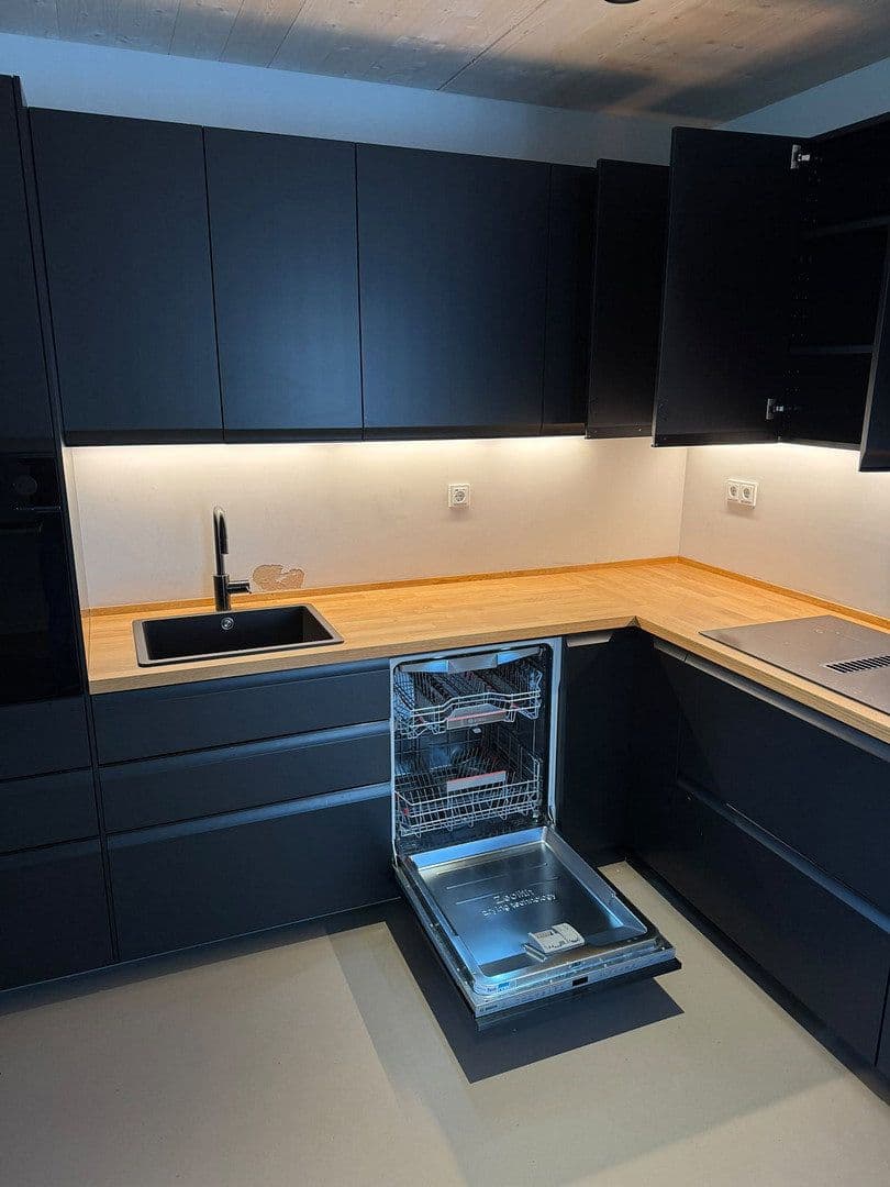 Pronájem bytu 2+1 56 m², Feldbergblick 26, Waldems, Hessen Pronájem bytu 2+1 56 m², Feldbergblick 26, Waldems, Hessen