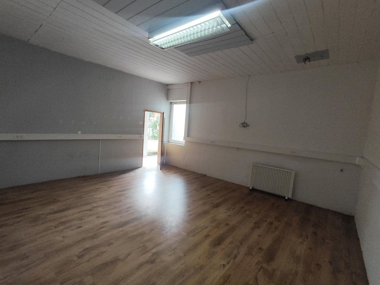 Pronájem nebytového prostoru 82 m², Bismarckstr. 296, Gelsenkirchen, Severní Porýní-Vestfálsko Pronájem nebytového prostoru 82 m², Bismarckstr. 296, Gelsenkirchen, Severní Porýní-Vestfálsko