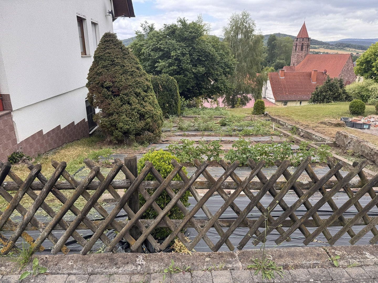 Pronájem domu 157 m², pozemek 800 m², Buttlar, Durynsko Pronájem domu 157 m², pozemek 800 m², Buttlar, Durynsko