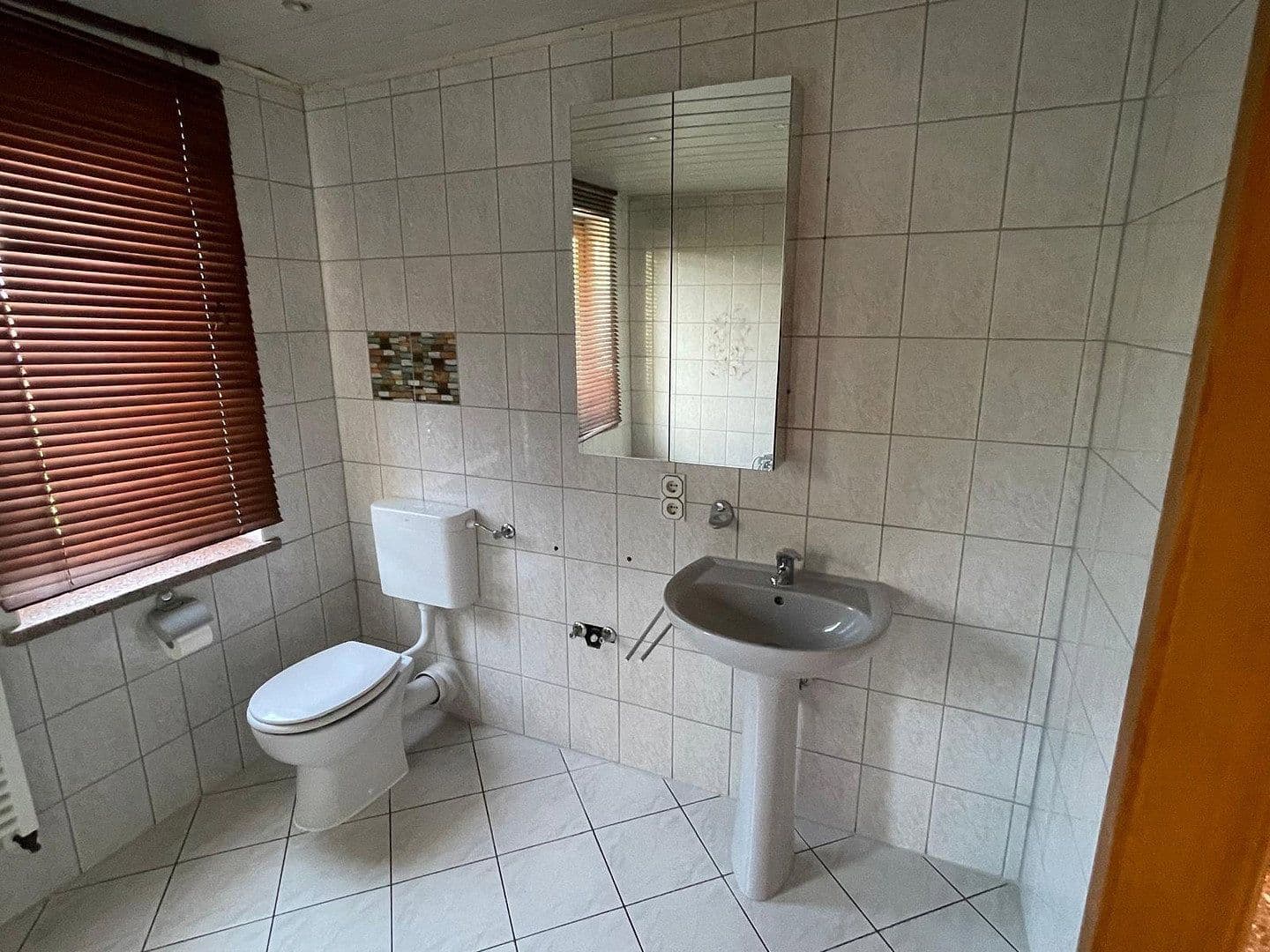 Pronájem domu 157 m², pozemek 800 m², Buttlar, Durynsko Pronájem domu 157 m², pozemek 800 m², Buttlar, Durynsko