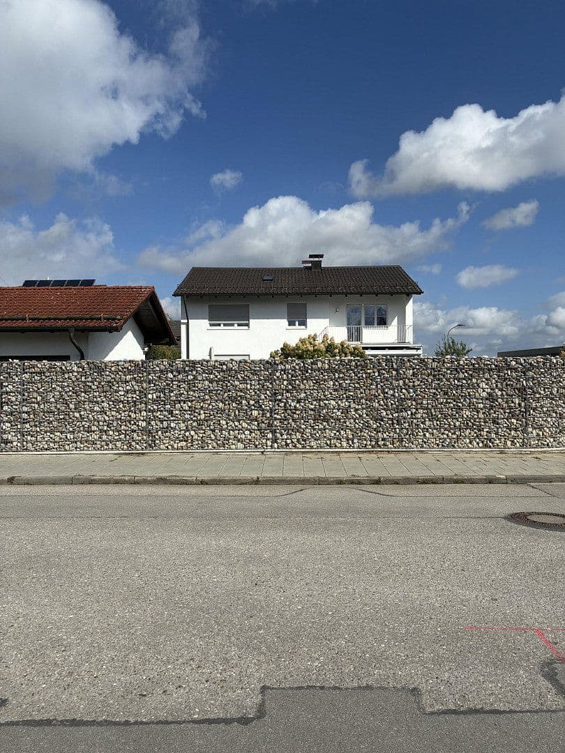 Prodej domu 204 m², pozemek 746 m², Baldham, Bavorsko Prodej domu 204 m², pozemek 746 m², Baldham, Bavorsko