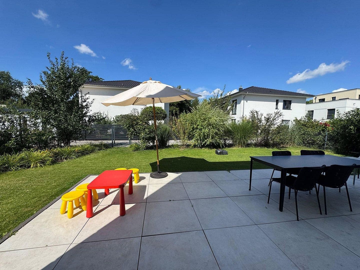 Pronájem domu 195 m², pozemek 502 m², Berlin, Berlín Pronájem domu 195 m², pozemek 502 m², Berlin, Berlín