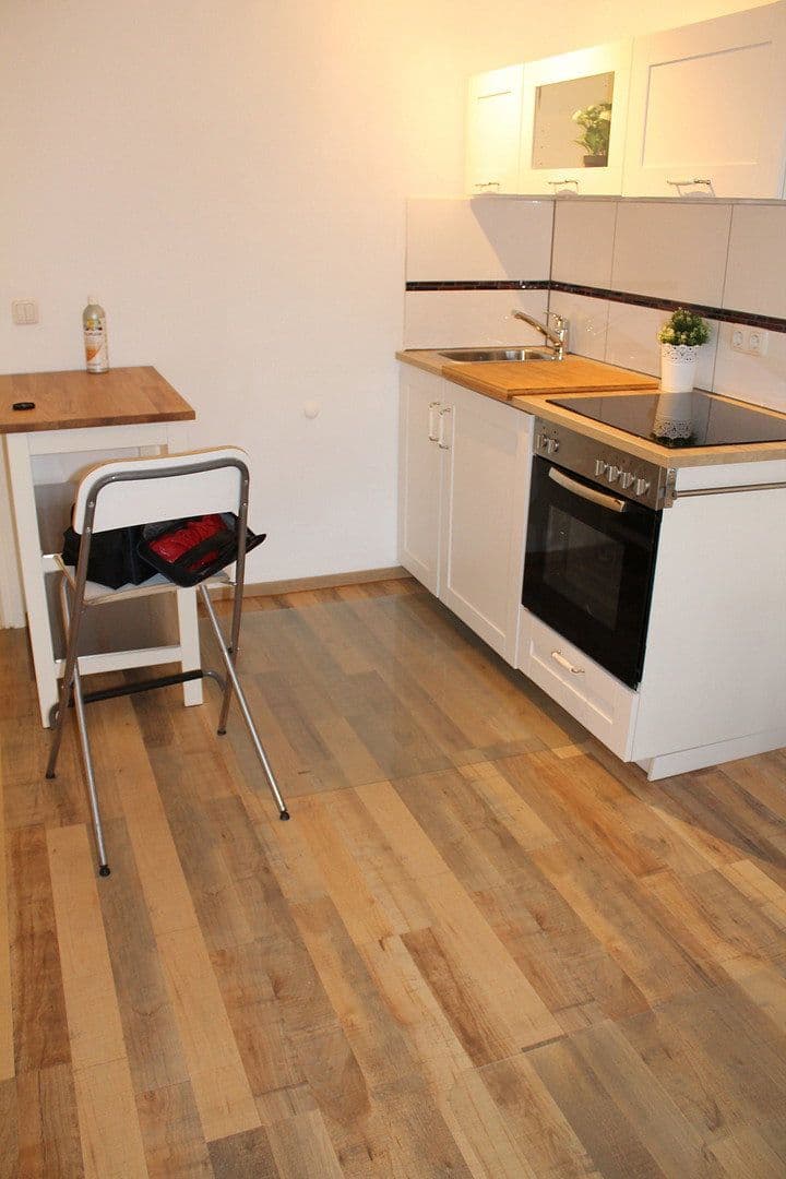 Pronájem bytu 1+1 33 m², München, Bavorsko Pronájem bytu 1+1 33 m², München, Bavorsko