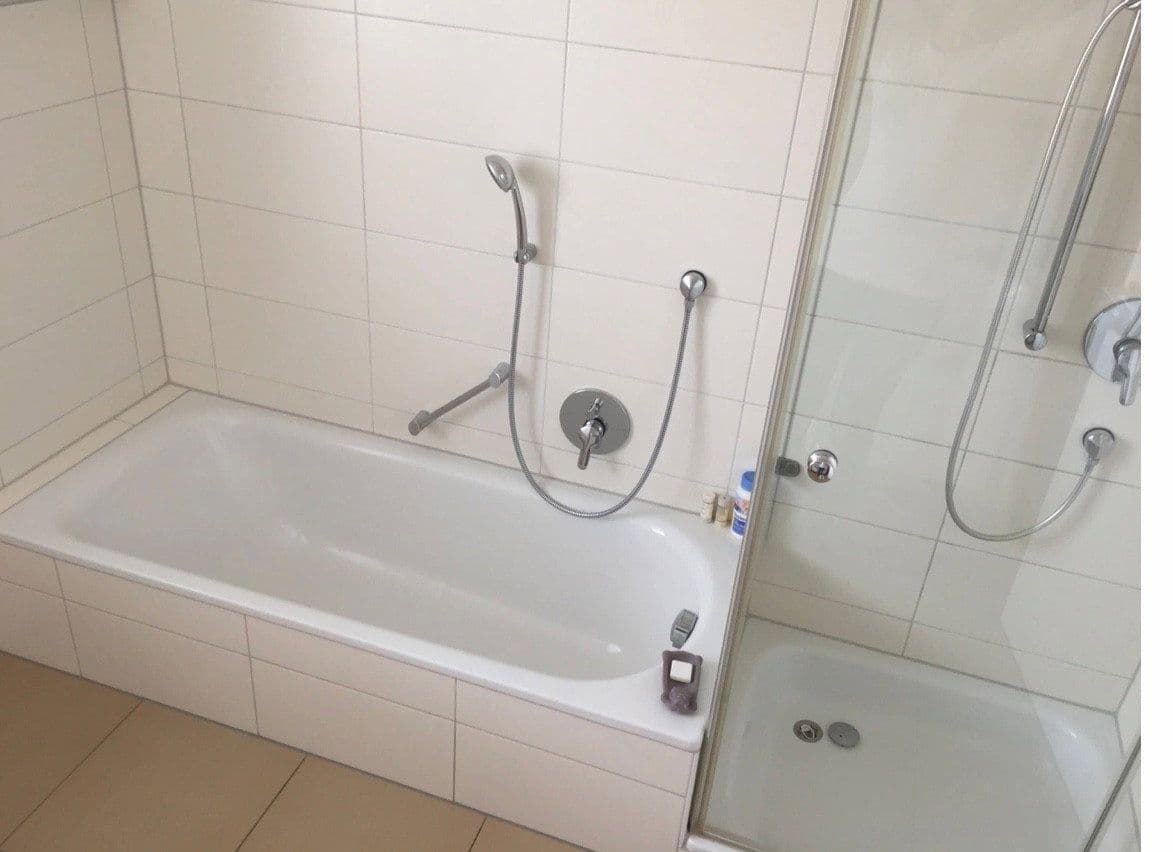 Pronájem domu 154 m², pozemek 350 m², Zum Margarethenzehnten 24, Frankfurt am Main, Hessen Pronájem domu 154 m², pozemek 350 m², Zum Margarethenzehnten 24, Frankfurt am Main, Hessen