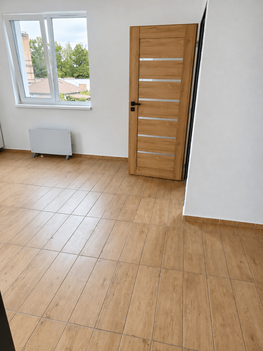 Pronájem bytu 1+kk 36 m², Všemyslice, Jihočeský kraj Pronájem bytu 1+kk 36 m², Všemyslice, Jihočeský kraj