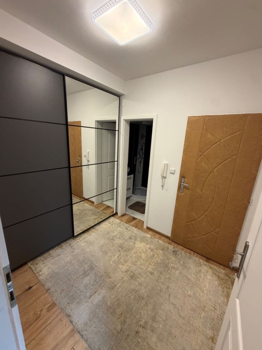 Pronájem bytu 1+kk 30 m², Chelčického, Praha, Praha Pronájem bytu 1+kk 30 m², Chelčického, Praha, Praha