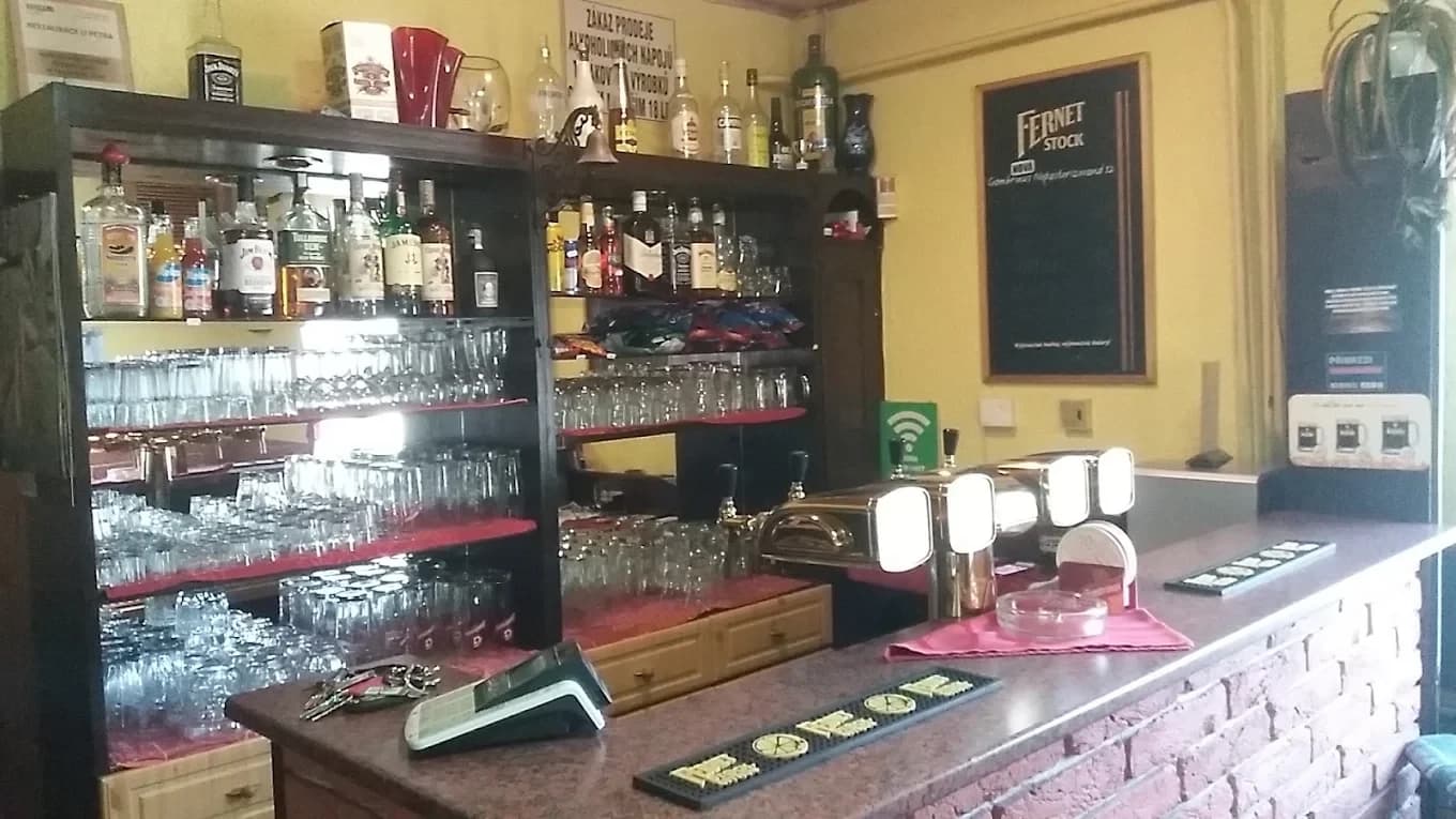 Pronájem nebytového prostoru 250 m², Nádražní, Nová Role, Karlovarský kraj Pronájem nebytového prostoru 250 m², Nádražní, Nová Role, Karlovarský kraj