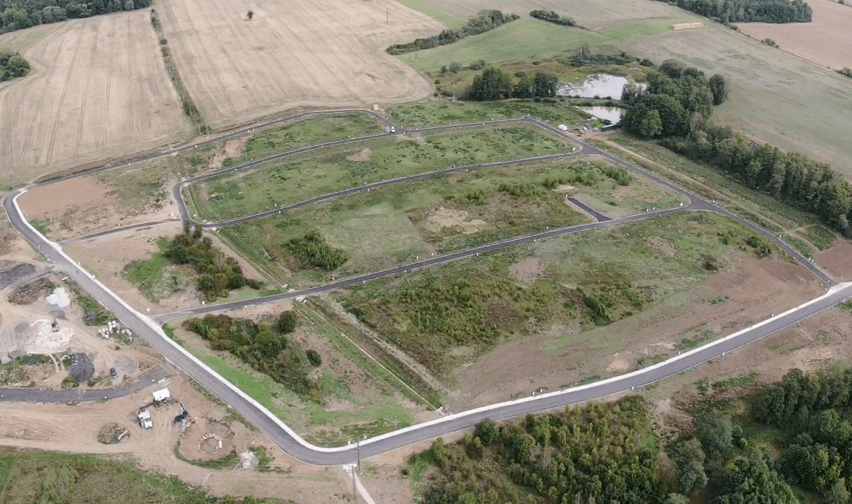 Prodej pozemku 1.000 m², Ostrov, Karlovarský kraj Prodej pozemku 1.000 m², Ostrov, Karlovarský kraj